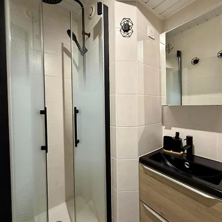 For 4 People - Air Conditioning - Wi-fi - Parking * Canet-en-Roussillon