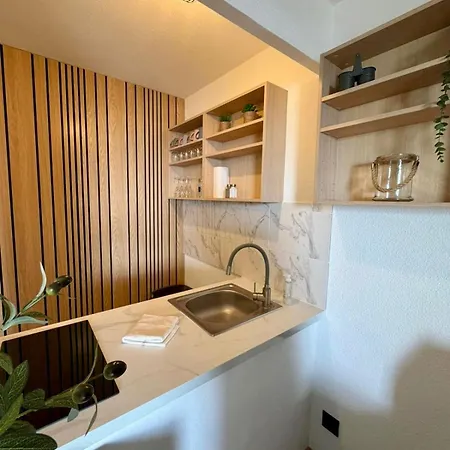 For 4 People - Air Conditioning - Wi-fi - Parking * Canet-en-Roussillon