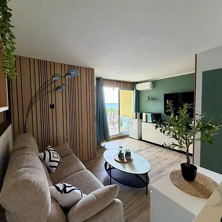 For 4 People - Air Conditioning - Wi-fi - Parking Apartment Canet-en-Roussillon